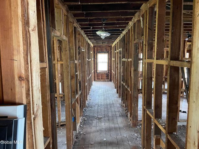100 Holser Road, Sand Lake, NY 12018