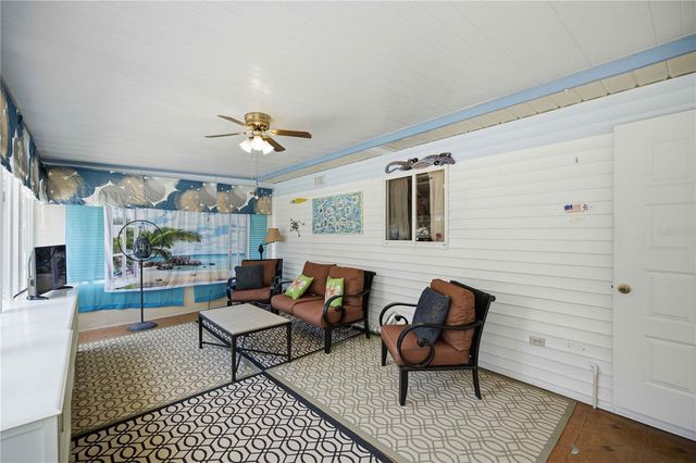 11151 SW 76TH AVENUE, Ocala, FL 34476
