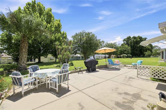 11151 SW 76TH AVENUE, Ocala, FL 34476