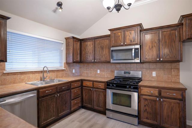 2218 Melody Drive, Edmond, OK 73012