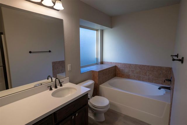 2218 Melody Drive, Edmond, OK 73012