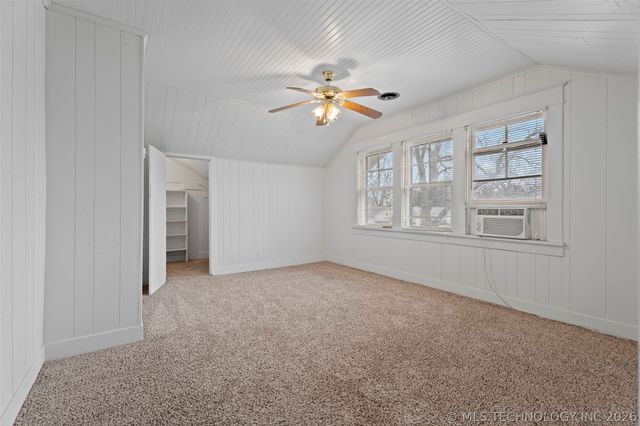 501 S Thompson Street, Vinita, OK 74301