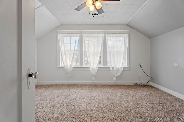 501 S Thompson Street, Vinita, OK 74301