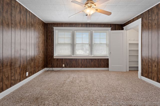 501 S Thompson Street, Vinita, OK 74301