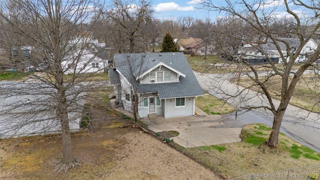 501 S Thompson Street, Vinita, OK 74301