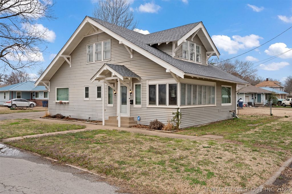 501 S Thompson Street, Vinita, OK 74301