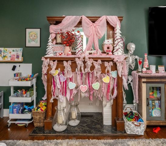 405 Wayne Ave, Ellwood City, PA 16117