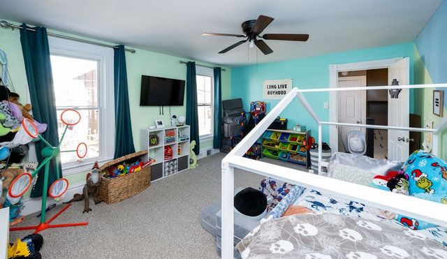 405 Wayne Ave, Ellwood City, PA 16117