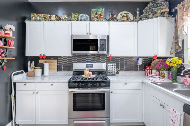 405 Wayne Ave, Ellwood City, PA 16117