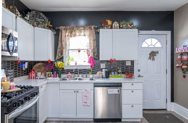 405 Wayne Ave, Ellwood City, PA 16117