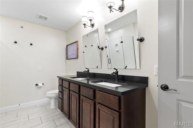 1151 Mill Crossing Drive 202, Creve Coeur, MO 63141
