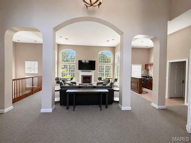 1151 Mill Crossing Drive 202, Creve Coeur, MO 63141