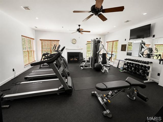 1151 Mill Crossing Drive 202, Creve Coeur, MO 63141
