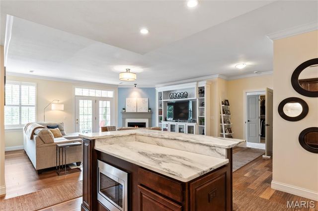 1151 Mill Crossing Drive 202, Creve Coeur, MO 63141