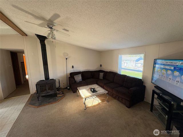 26007 NW Circle Street, Poulsbo, WA 98370