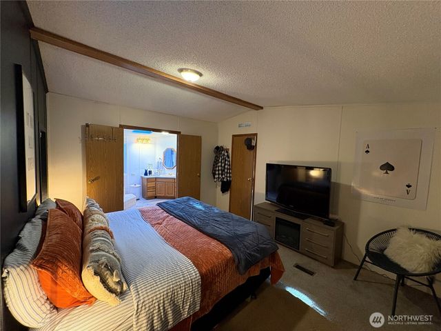 26007 NW Circle Street, Poulsbo, WA 98370