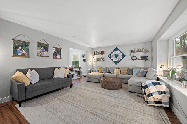 S9W31422 Irwin COURT, Wales, WI 53183