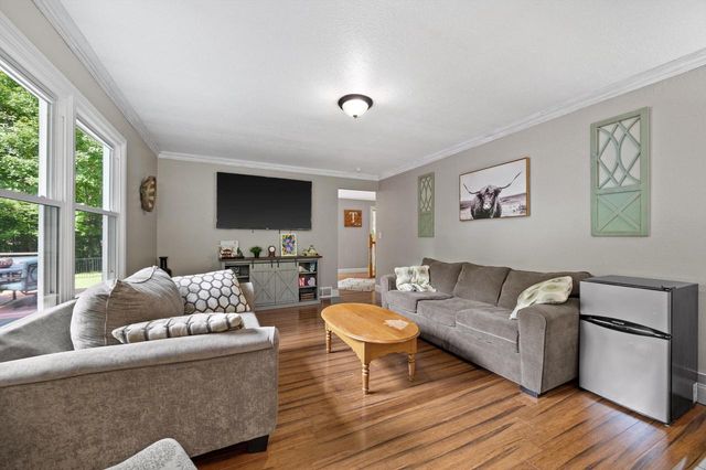S9W31422 Irwin COURT, Wales, WI 53183