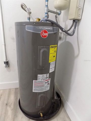 1802 CHINABERRY DRIVE, Oldsmar, FL 34677