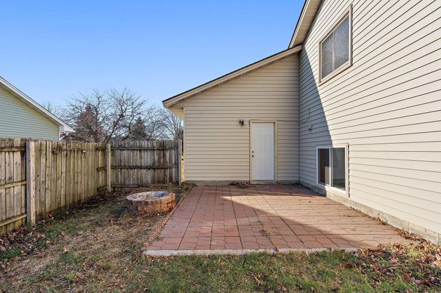 15720 Gallery Avenue, Apple Valley, MN 55124