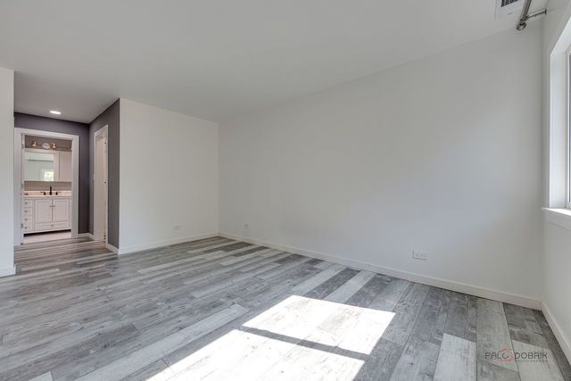 3300 N Carriageway Drive 317, Arlington Heights, IL 60004