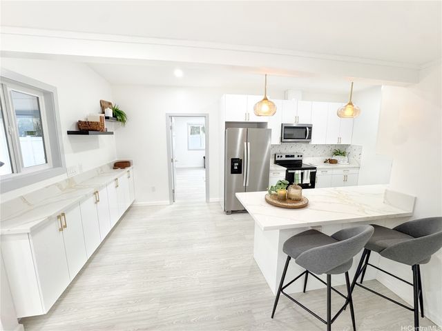 95-092 Waipuka Street, Mililani, HI 96789