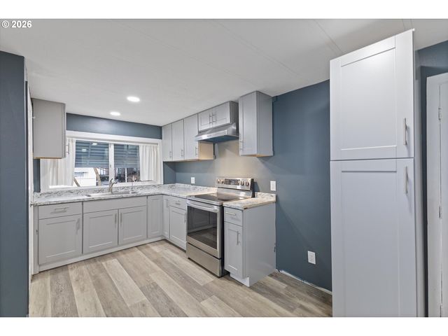 3921 E FOURTH PLAIN Blvd 58, Vancouver, WA 98661