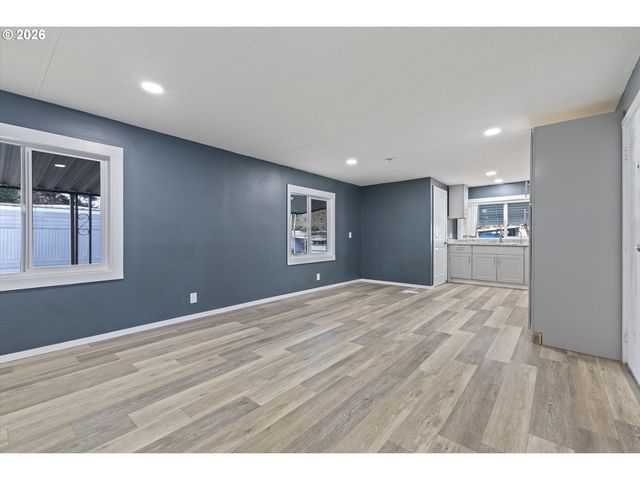 3921 E FOURTH PLAIN Blvd 58, Vancouver, WA 98661