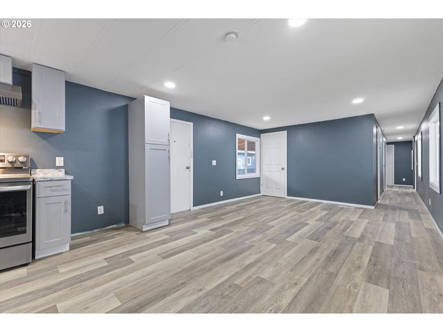 3921 E FOURTH PLAIN Blvd 58, Vancouver, WA 98661