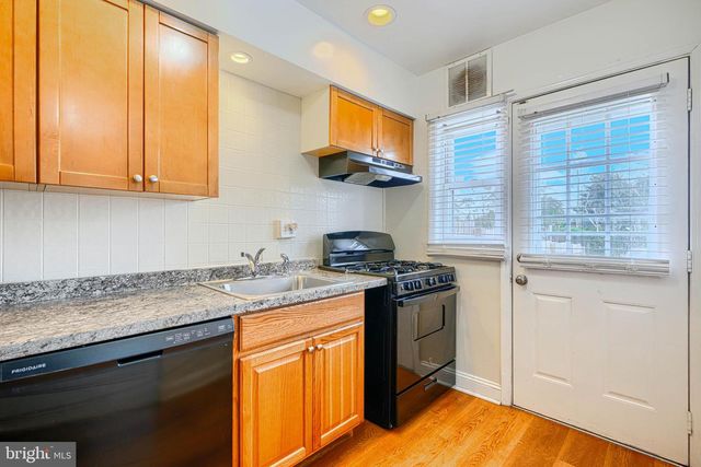 1020 MIDDLESEX, Baltimore, MD 21221