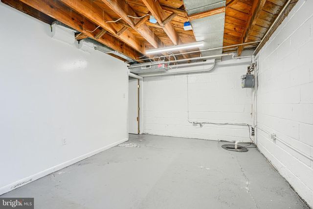 1020 MIDDLESEX, Baltimore, MD 21221