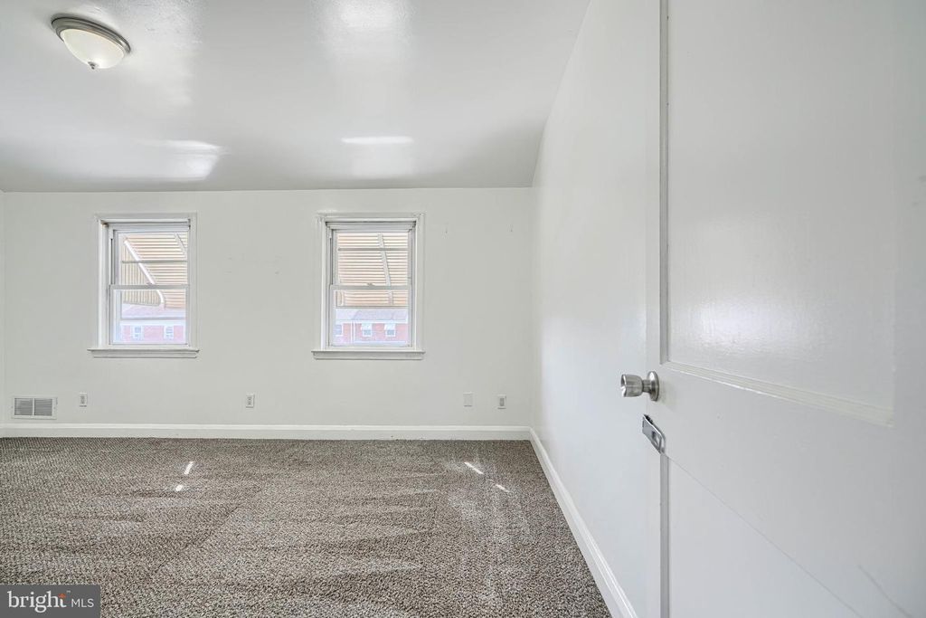Image 15 of property listing at 1020 MIDDLESEX, Baltimore, MD 21221