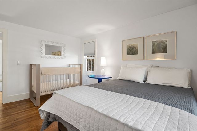 50 Eldredge Square S, Chatham, MA 02633