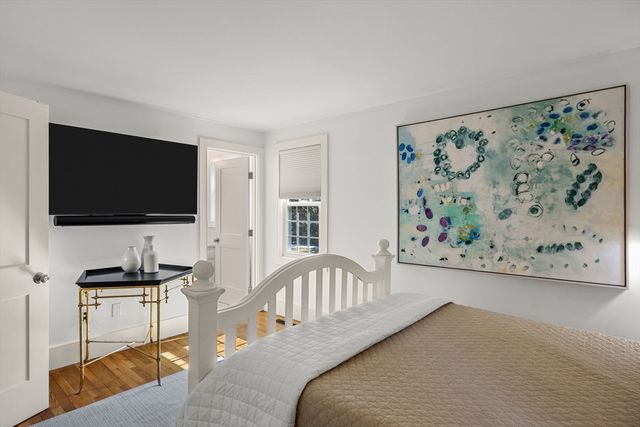 50 Eldredge Square S, Chatham, MA 02633