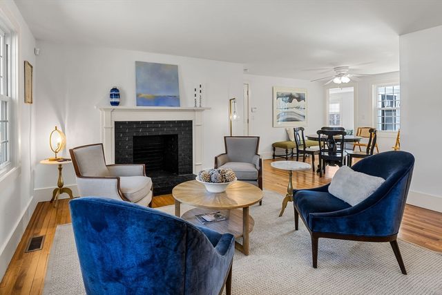 50 Eldredge Square S, Chatham, MA 02633