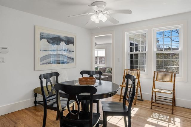 50 Eldredge Square S, Chatham, MA 02633