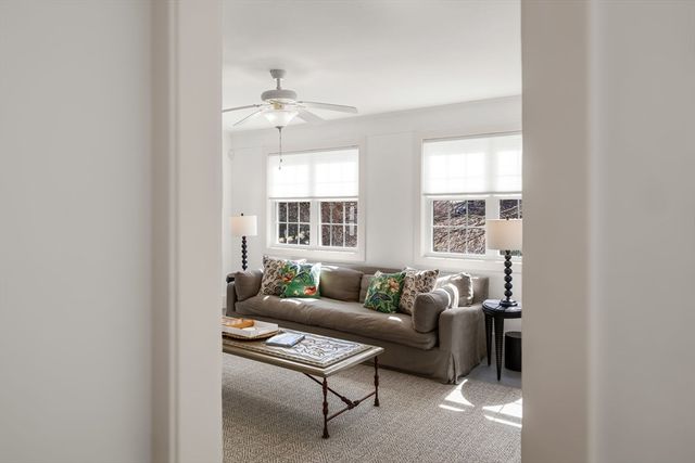 50 Eldredge Square S, Chatham, MA 02633