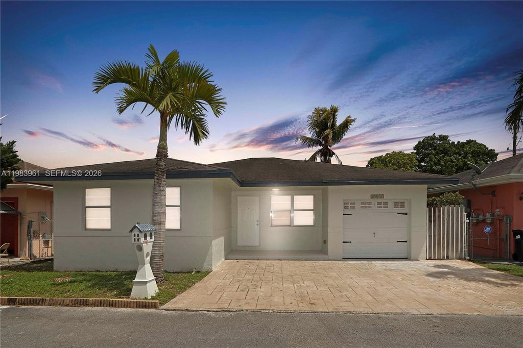 29813 SW 158th Ct, Homestead, FL 33033