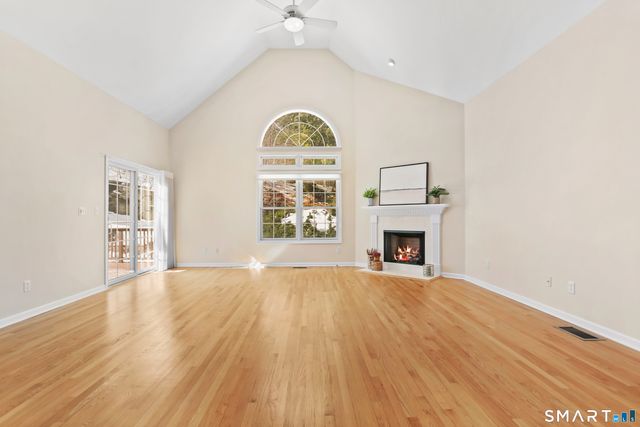 3 Rushbrooke Lane, Shelton, CT 06484