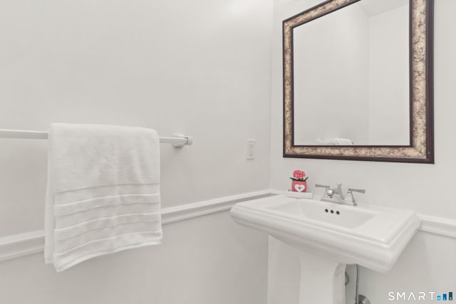 3 Rushbrooke Lane, Shelton, CT 06484