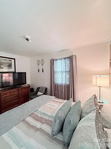4937 S Tryon Street, Charlotte, NC 28217
