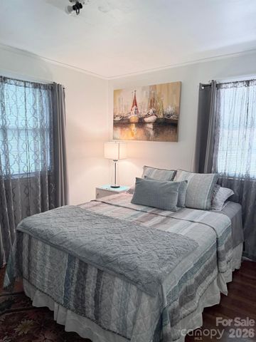 4937 S Tryon Street, Charlotte, NC 28217