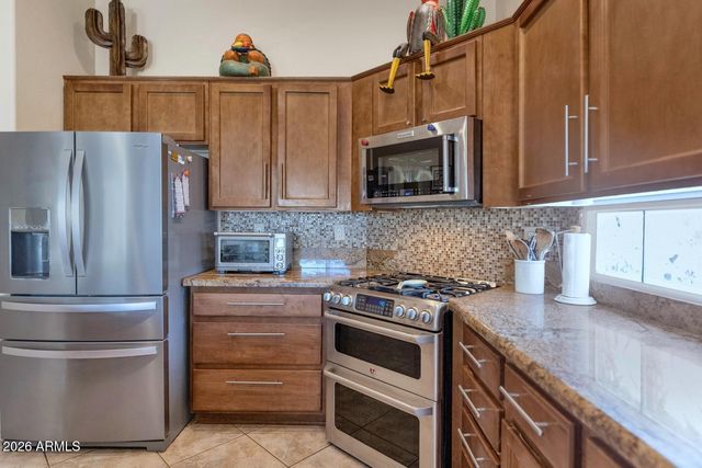 41734 N MAIDSTONE Court, Phoenix, AZ 85086