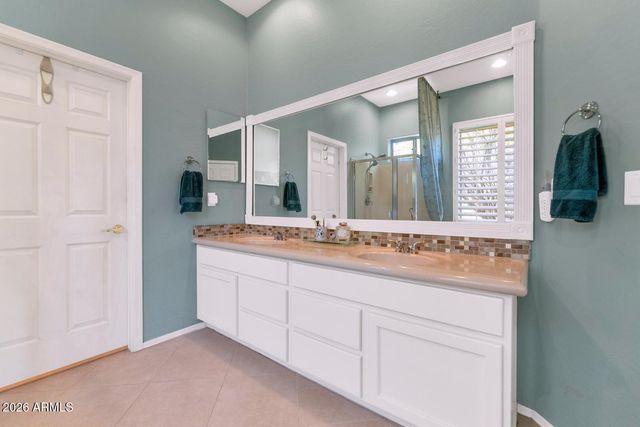 41734 N MAIDSTONE Court, Phoenix, AZ 85086