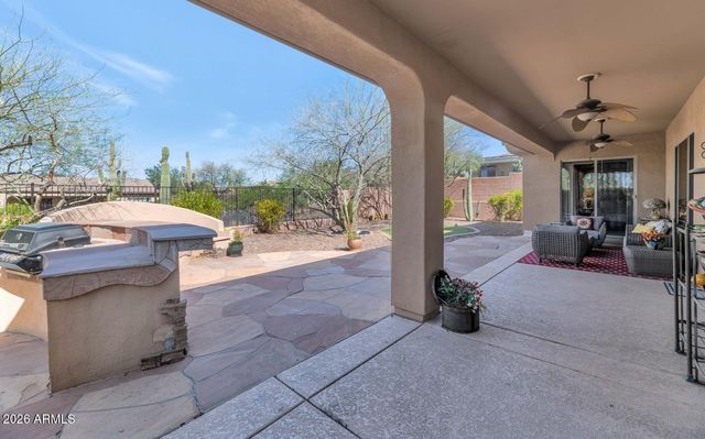 41734 N MAIDSTONE Court, Phoenix, AZ 85086