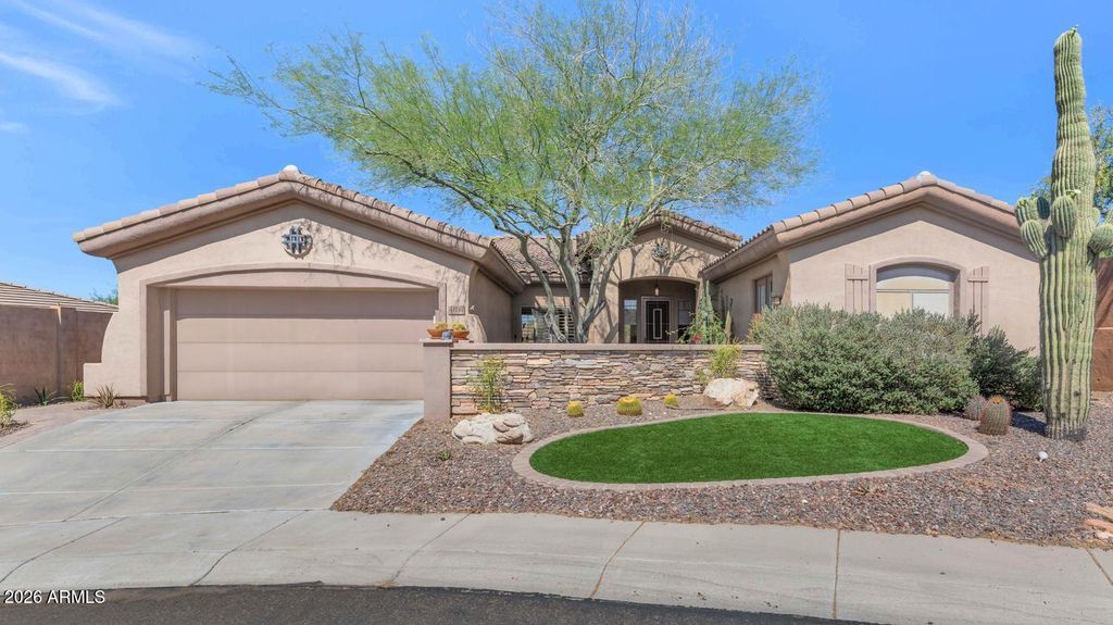 41734 N MAIDSTONE Court, Phoenix, AZ 85086