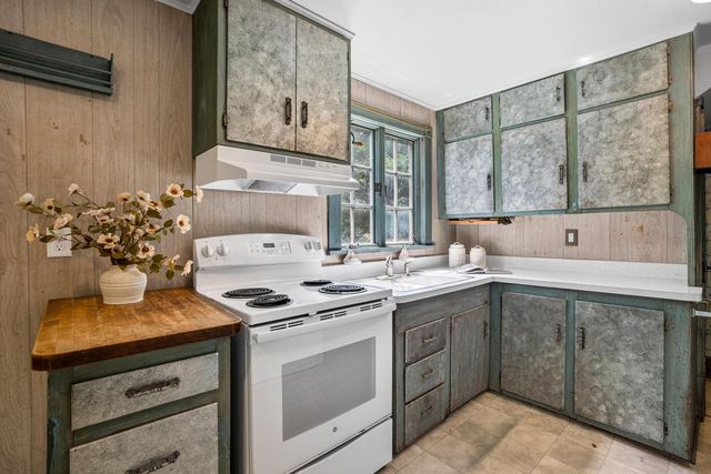 3487 Town Line ROAD, West Bend, WI 53095