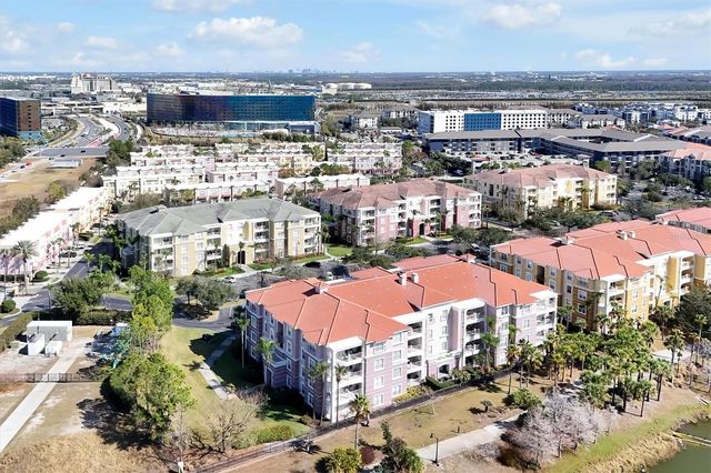 5048 SHOREWAY LOOP 40104, Orlando, FL 32819