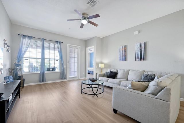 5048 SHOREWAY LOOP 40104, Orlando, FL 32819