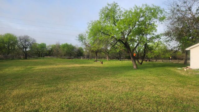 7241 S I-45 Road, Alma, TX 75119